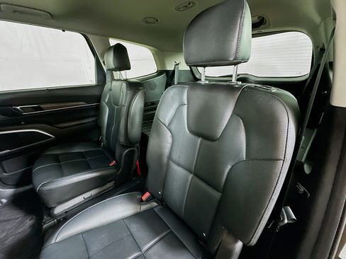 Certified 2021 Kia Telluride EX w/ EX Premium Package AWD/4WD image 25