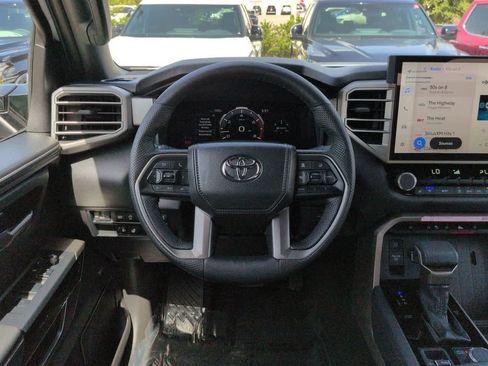 Used 2026 Toyota Tundra Limited AWD/4WD image 15