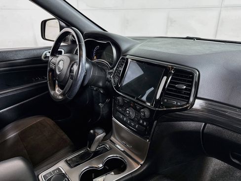 Used 2022 Jeep Grand Cherokee Laredo X AWD/4WD image 29