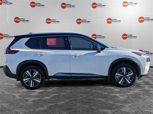 Certified 2022 Nissan Rogue SL w/ SL Premium Package image 4