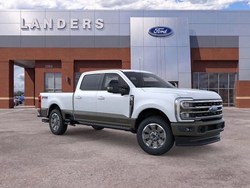 New 2026 Ford F250 King Ranch w/ FX4 Off-Road Package AWD/4WD image 7