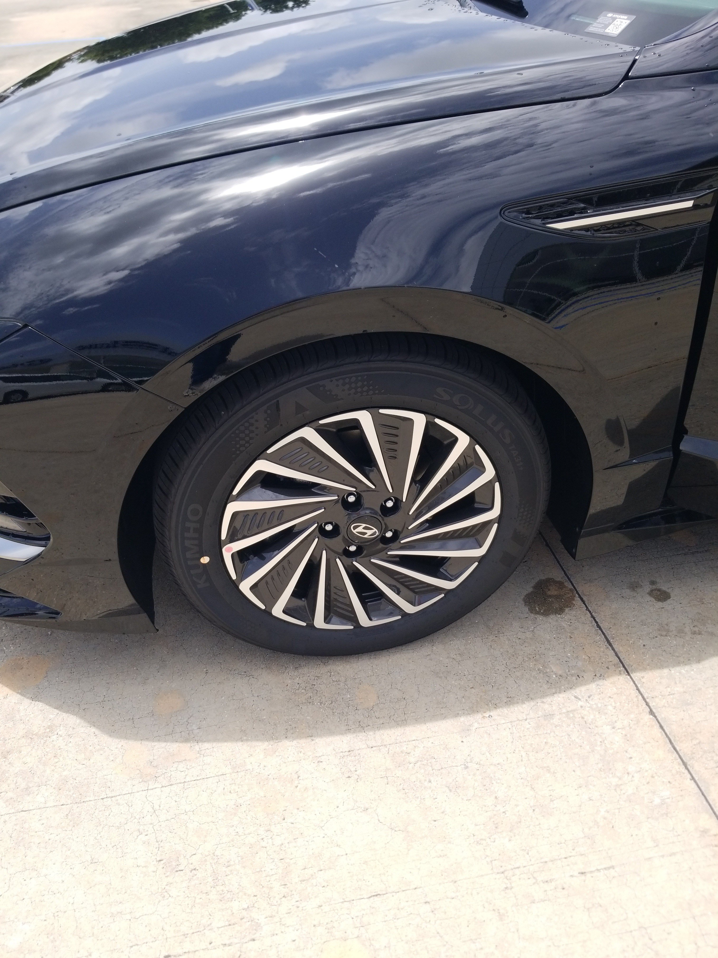 New 2026 Hyundai Sonata SEL FWD image 24