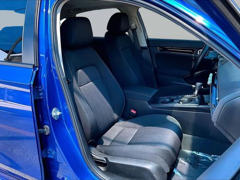 Used 2024 Honda Civic EX image 9