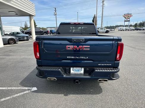 Used 2022 GMC Sierra 1500 Denali w/ Denali Reserve Package AWD/4WD image 3