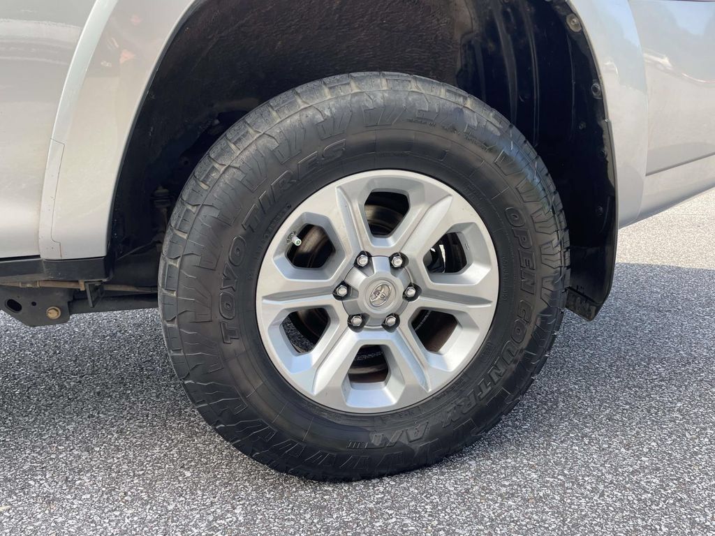 Used 2019 Toyota 4Runner SR5 RWD image 10