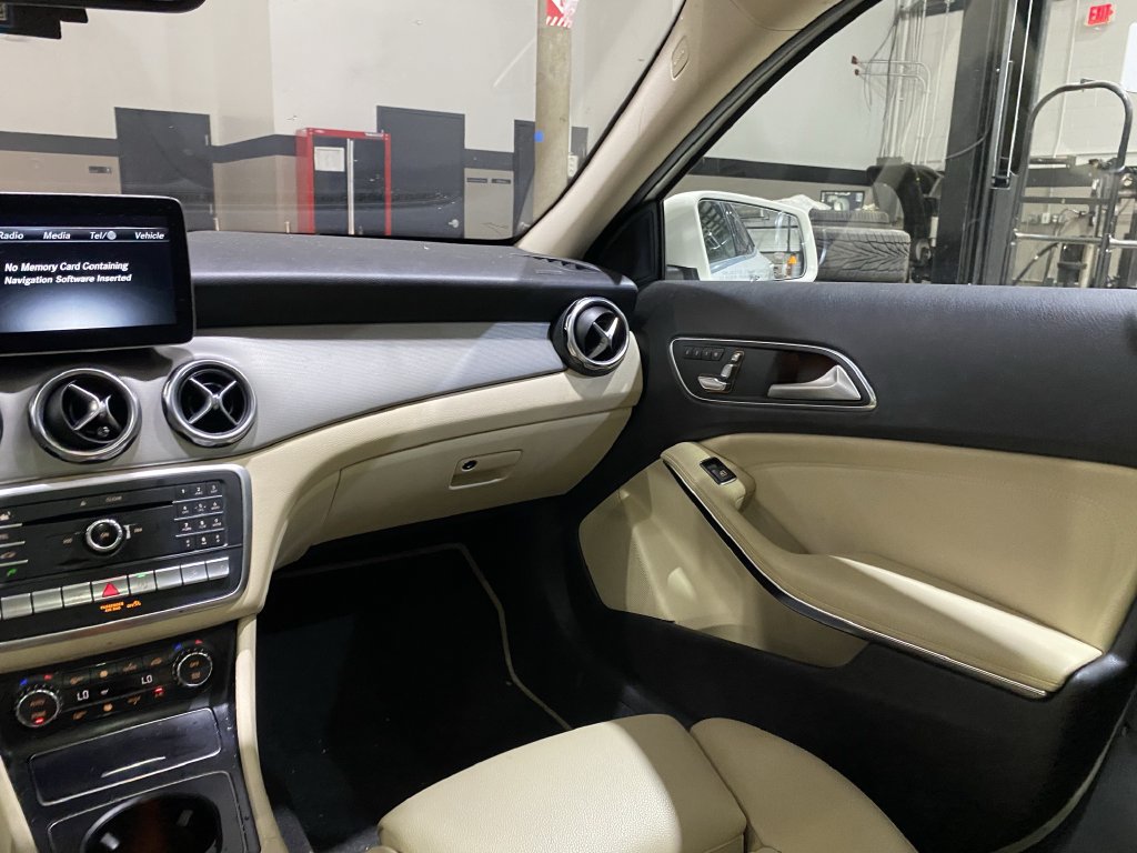 Certified 2018 Mercedes-Benz GLA 250 4MATIC image 4