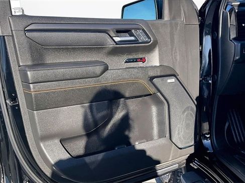 Used 2025 GMC Sierra 1500 AT4 w/ AT4 Premium Package image 17
