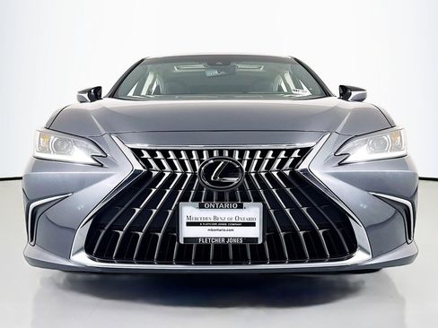 Used 2023 Lexus ES 350 image 2
