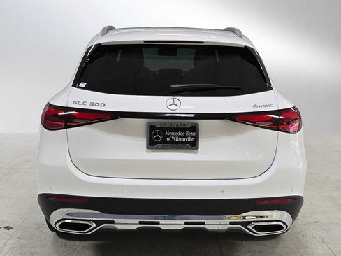 Certified 2026 Mercedes-Benz GLC 300 4MATIC image 4