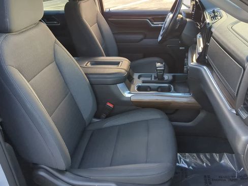 Used 2022 Chevrolet Silverado 1500 RST image 22