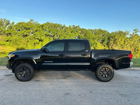 Used 2023 Toyota Tacoma SR5 image 2