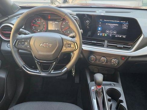 Certified 2024 Chevrolet Trax RS w/ Driver Confidence Package FWD image 15