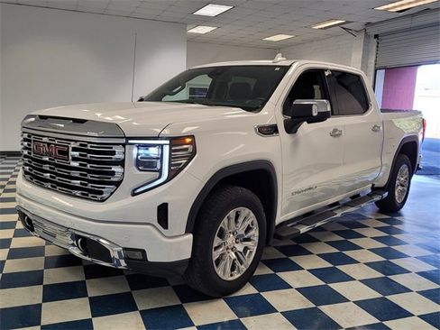 Used 2023 GMC Sierra 1500 Denali image 3