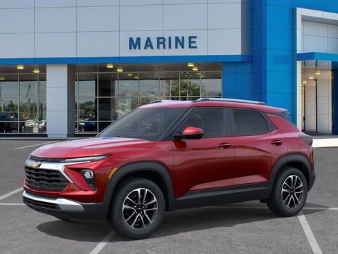 New 2026 Chevrolet TrailBlazer LT image 2