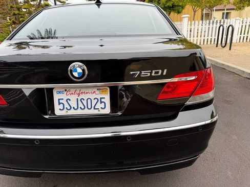 Used 2006 BMW 750i RWD image 16