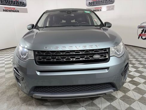 Used 2017 Land Rover Discovery Sport SE AWD/4WD image 2