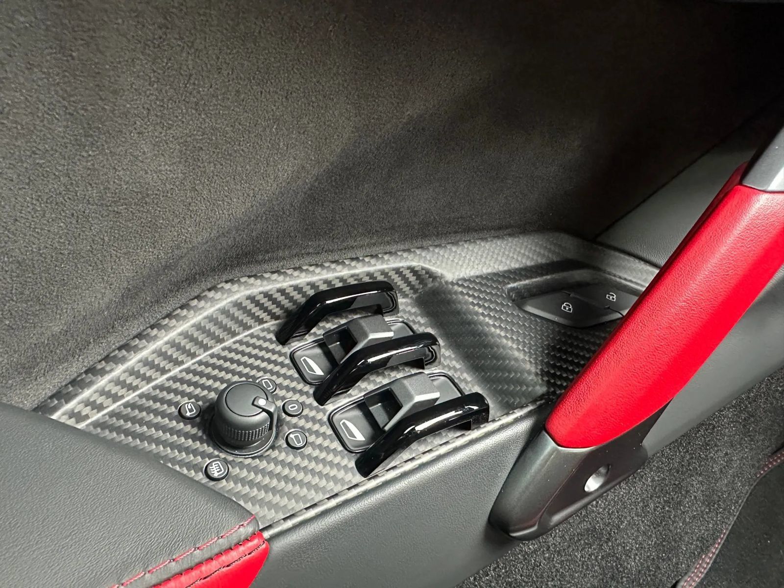Used 2024 Lamborghini Revuelto AWD/4WD image 60
