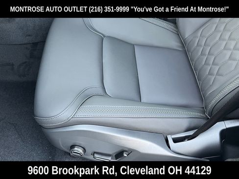 Certified 2026 Volvo XC60 B5 Plus w/ Protection Package Premier image 33