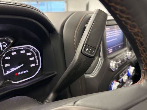 Used 2022 GMC Sierra 3500 AT4 w/ AT4 Preferred Package image 42