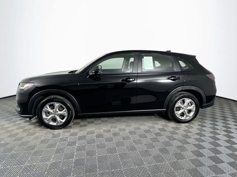 Certified 2023 Honda HR-V LX image 3