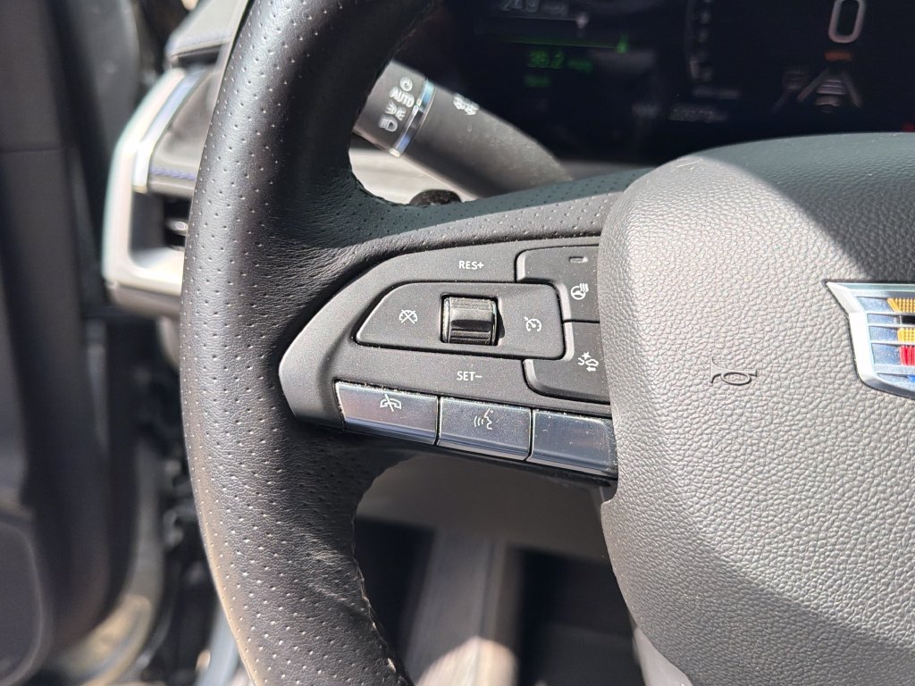 Used 2025 Cadillac XT4 Sport FWD image 18