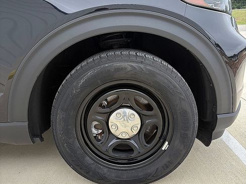 New 2026 Ford Explorer 4WD Police Interceptor image 7