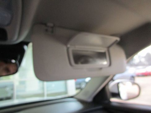 Used 2023 Chevrolet TrailBlazer LT image 33