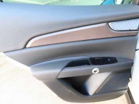 New 2025 Maserati Grecale Folgore image 28