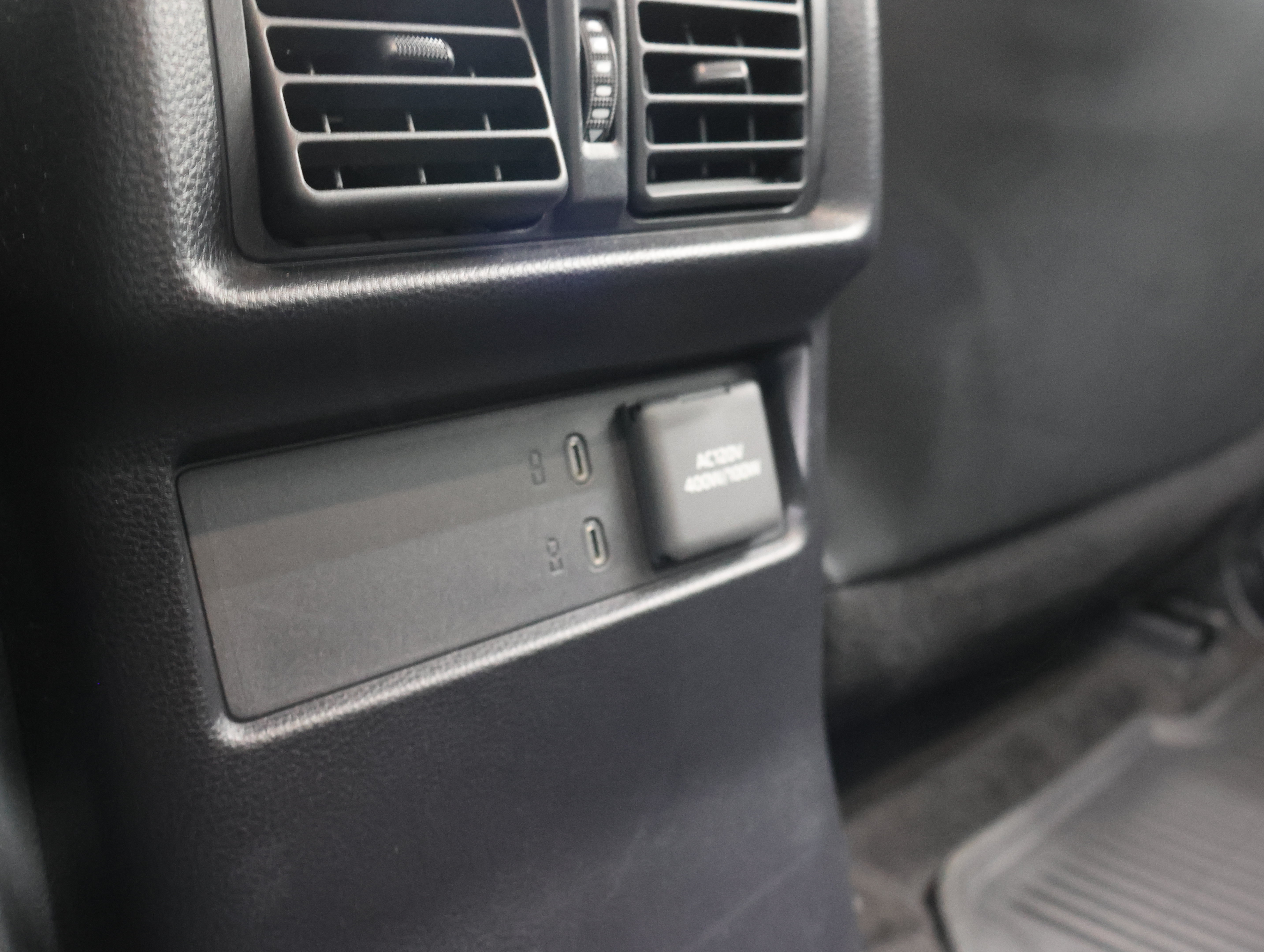 Used 2025 Toyota 4Runner TRD Off-Road Premium AWD/4WD image 39