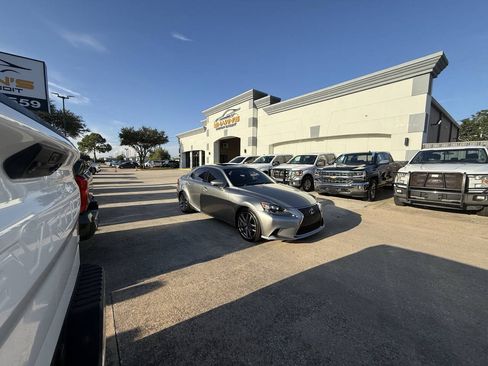 Used 2016 Lexus IS 200t w/ F Sport Package RWD image 46