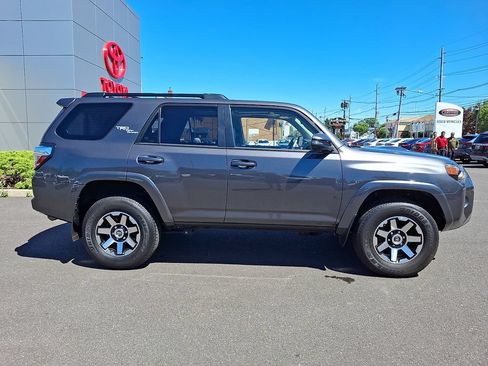 Certified 2023 Toyota 4Runner TRD Off-Road Premium w/ Moonroof Package AWD/4WD image 7