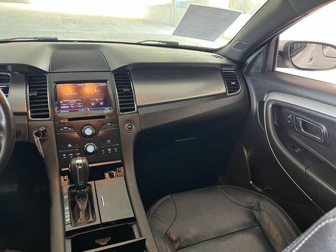 Used 2014 Ford Taurus SEL w/ Equipment Group 201A FWD image 20
