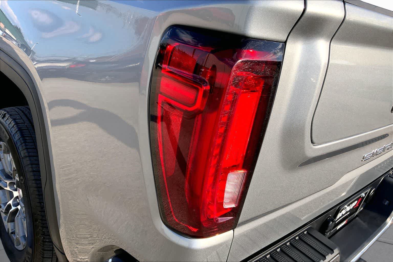 Certified 2026 GMC Sierra 1500 SLT AWD/4WD image 56