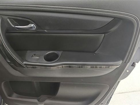 Used 2014 GMC Acadia SLT image 21