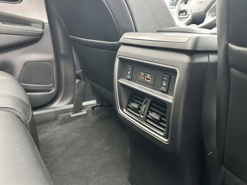 Used 2024 Nissan Murano SL AWD/4WD image 39