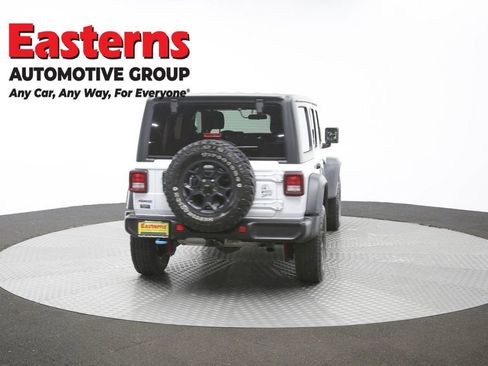 Used 2023 Jeep Wrangler Unlimited w/ Cold Weather Group AWD/4WD image 35
