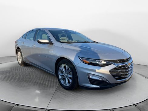 Used 2021 Chevrolet Malibu LT image 4