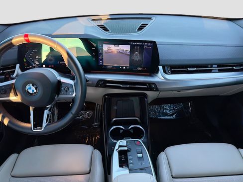 Used 2024 BMW X2 M35i image 18