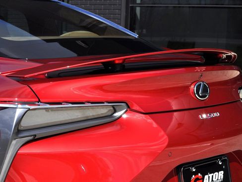 Used 2018 Lexus LC 500 Coupe w/ Performance Package image 16