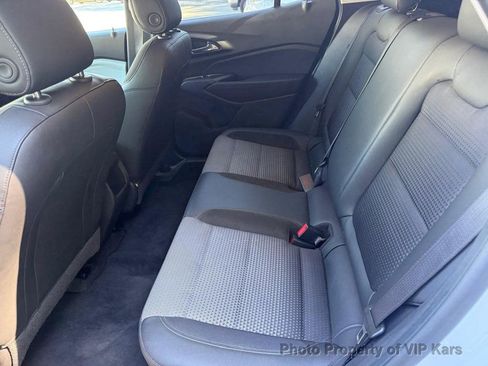 Used 2024 Chevrolet Trax LT FWD image 13