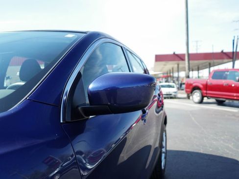 Used 2021 Nissan Rogue Sport S image 15