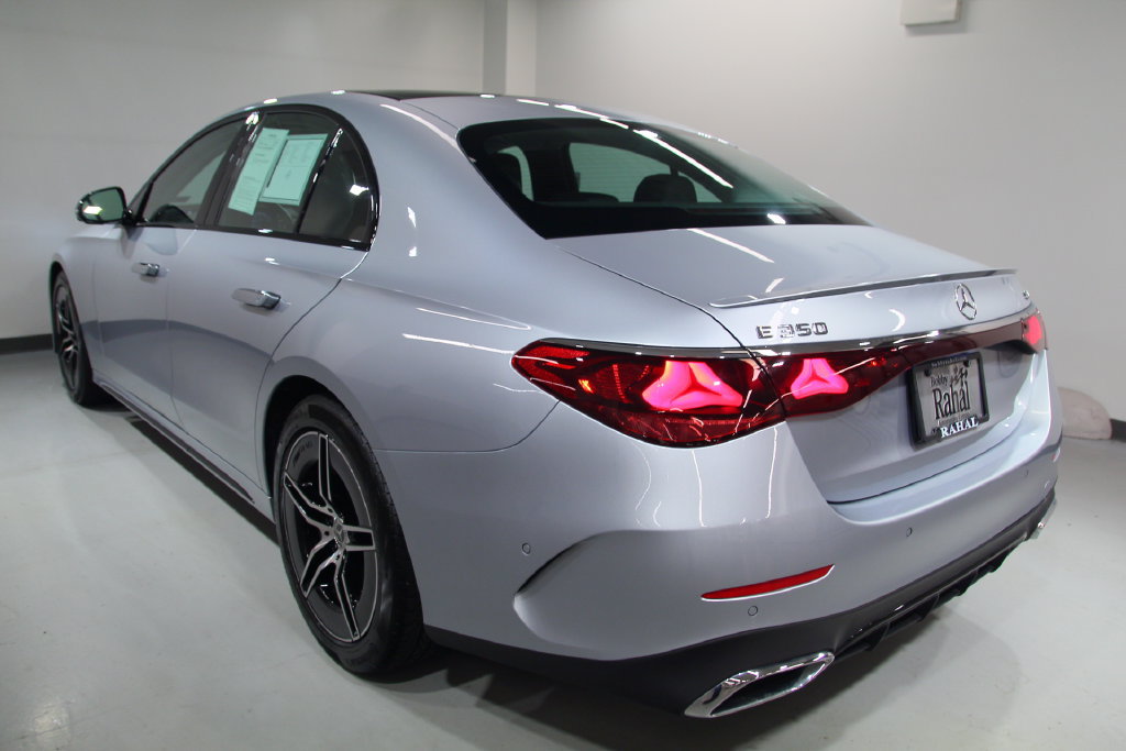 Used 2026 Mercedes-Benz E 350 4MATIC Sedan image 18