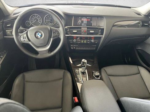 Used 2017 BMW X3 xDrive28i image 11