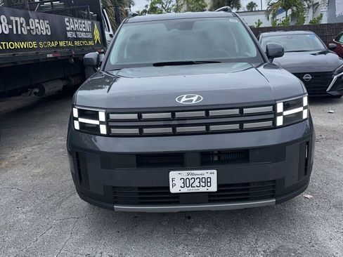 Used 2025 Hyundai Santa Fe SEL FWD image 5