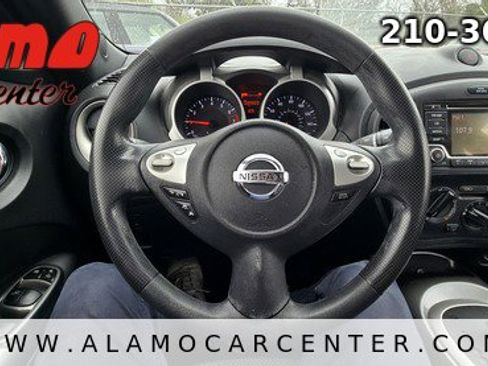 Used 2017 Nissan Juke S image 31