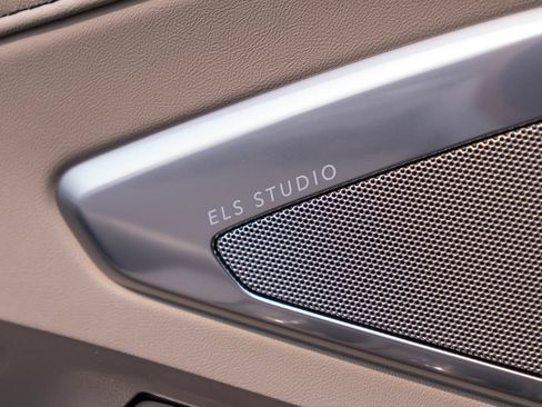 Certified 2025 Acura RDX SH-AWD w/ Technology Package image 28