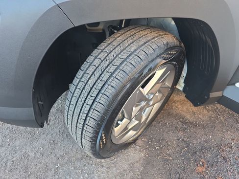 New 2026 Hyundai Kona SE image 37