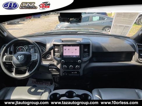 Used 2022 RAM 2500 Tradesman w/ Chrome Appearance Group AWD/4WD image 15