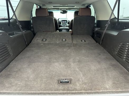 Used 2017 Chevrolet Suburban Premier image 7