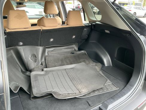 Used 2021 Toyota RAV4 LE image 21